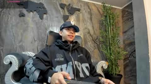 Eryon online show from 09.12.25