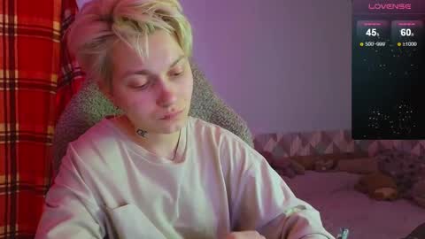 esajukyy online show from 01.19.25