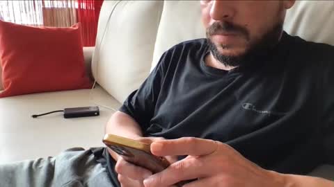 Snapshot of esc0o chatting on 10.21.25 hereforagoodtimenotalongtime online show from 10.21.25