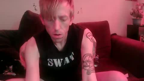 Snapshot of esc_del chatting on 03.05.25 esc del online show from 03.05.25