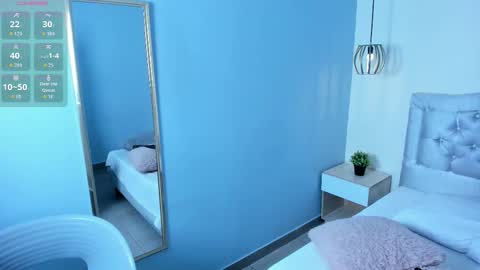 Snapshot of escarleth__ chatting on 02.18.26 Escarlet online show from 02.18.26