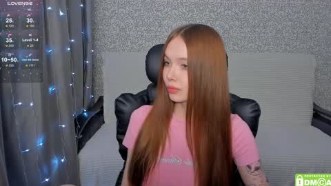 Snapshot of eshcka chatting on 01.22.25 Megan and Brad online show from 01.22.25