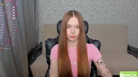 Snapshot of eshcka chatting on 02.12.25 Megan and Brad online show from 02.12.25