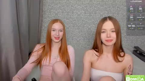 Snapshot of eshcka chatting on 03.12.25 Megan and Brad online show from 03.12.25