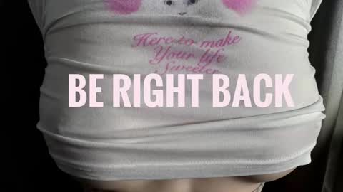 Snapshot of eshcka chatting on 09.09.25 Megan and Brad online show from 09.09.25