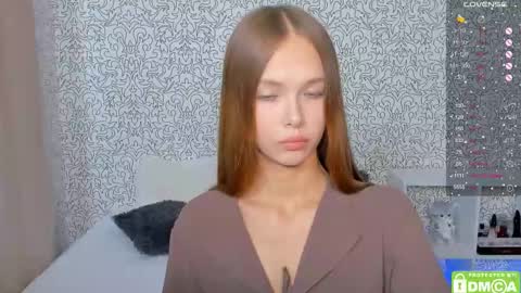 Snapshot of eshcka chatting on 09.30.25 Megan and Brad online show from 09.30.25