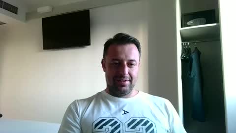 esibizionista 91 online show from 10.15.25