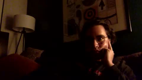 esiiiiis online show from 04.04.26