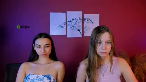 esme_moore_ online show from 10.28.25