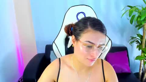 Snapshot of esmeralda098 chatting on 02.06.25 Esmeralda online show from 02.06.25