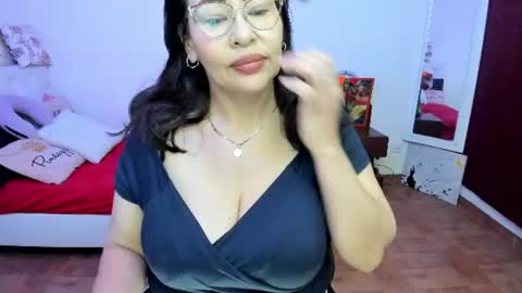 esme online show from 06.24.26