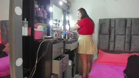 Perla online show from 05.04.26