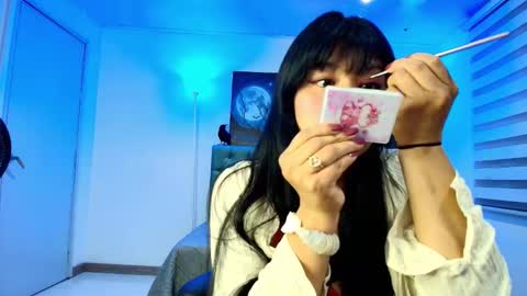 Esmeralda  online show from 11.13.25