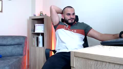 Esteban Fernandez online show from 07.01.26