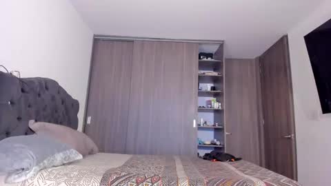 Snapshot of esteban_stud97 chatting on 10.22.25 Esteban Stud online show from 10.22.25