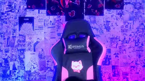 Esteban independent model online show from 03.16.26