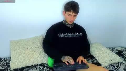 Esteban independent model online show from 07.16.26
