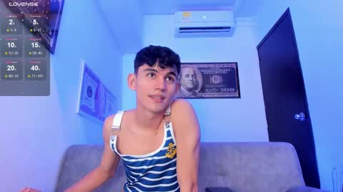 Snapshot of estebanperez_ chatting on 01.10.25 Esteban online show from 01.10.25