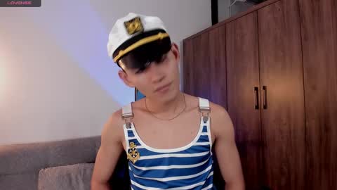 Snapshot of estebanperez_ chatting on 02.24.25 Esteban online show from 02.24.25