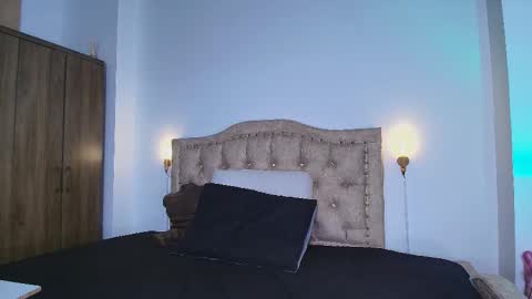 Snapshot of estebanperez_ chatting on 09.10.25 Esteban online show from 09.10.25