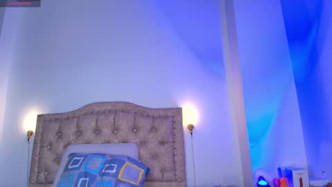 Snapshot of estebanperez_ chatting on 10.07.25 Esteban online show from 10.07.25