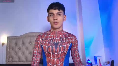 Snapshot of estebanperez_ chatting on 10.10.25 Esteban online show from 10.10.25