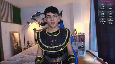 Snapshot of estebanperez_ chatting on 10.31.25 Esteban online show from 10.31.25