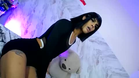 estefani robles online show from 04.24.26