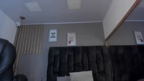 Snapshot of estefania__gomez chatting on 02.28.25 estefania__gomez online show from 02.28.25