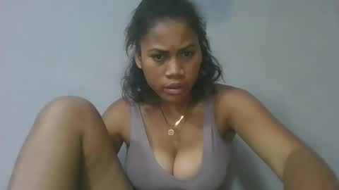 Snapshot of estelah796836 chatting on 05.10.26 estelah796836 online show from 05.10.26