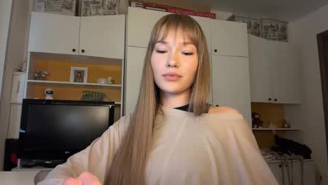 estellezdebski online show from 05.30.26