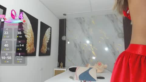 Estephany online show from 10.30.25