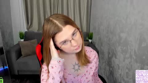 Snapshot of ester_rabin chatting on 02.09.26 Ester online show from 02.09.26