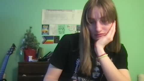 Esther Grey online show from 01.27.25