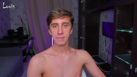Snapshot of esthetics_boys chatting on 12.05.24 LOUIS online show from 12.05.24