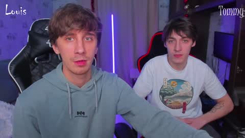 Snapshot of esthetics_boys chatting on 01.17.25 LOUIS online show from 01.17.25