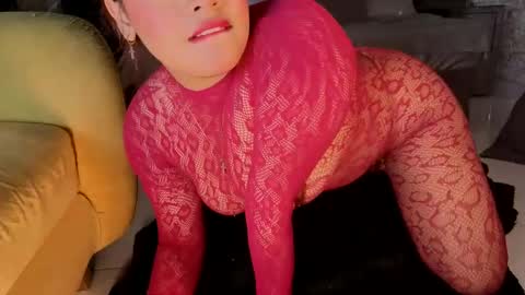 estrella05_ online show from 11.19.25