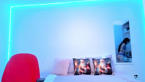 Estrellita online show from 12.26.24