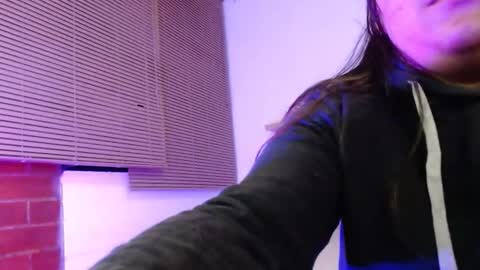 Snapshot of estrella_gold chatting on 01.07.26 Estrella online show from 01.07.26