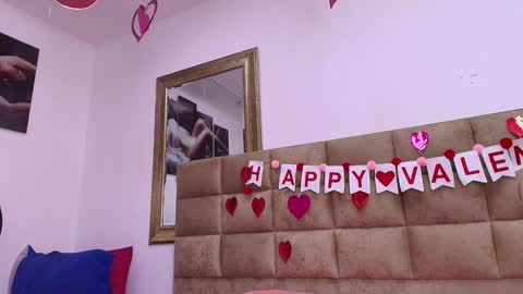 Estrella online show from 02.07.25