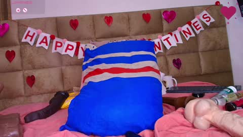 Estrella online show from 02.08.25