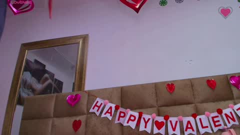 Estrella online show from 02.08.25