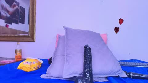 Estrella online show from 02.22.25