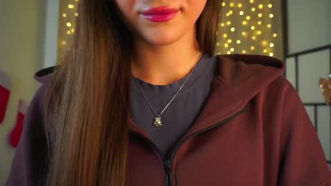 Anna  online show from 12.18.25