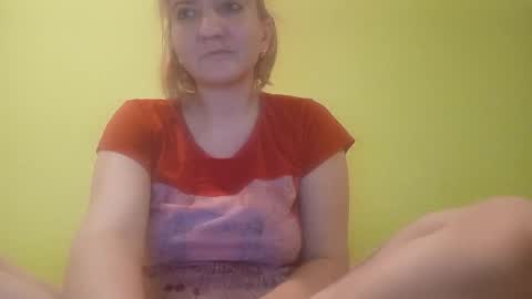 Snapshot of estrellawalters chatting on 12.28.24 estrellawalters online show from 12.28.24