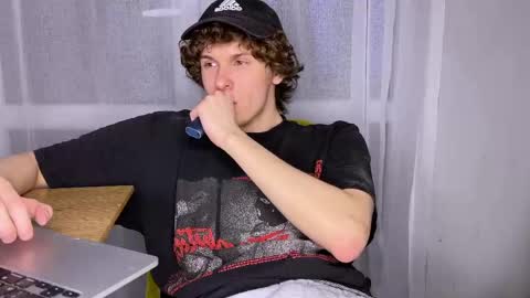 Alex online show from 05.10.26