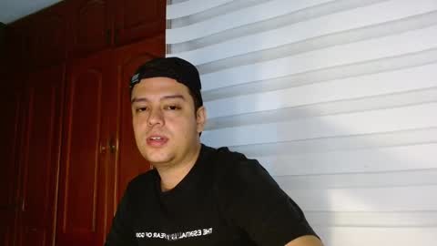 Snapshot of etan_22 chatting on 10.30.25 etan_22 online show from 10.30.25