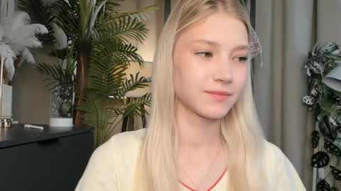 Snapshot of eternity_cuite chatting on 06.05.26 Natalie online show from 06.05.26