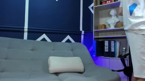 Etham online show from 10.04.25