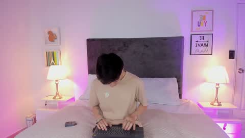 Snapshot of ethan_and_ava chatting on 02.07.25 ethan and ava online show from 02.07.25